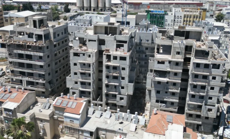 המכבים (4)